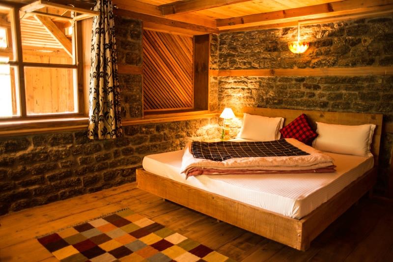 Bluehouse by the River, Tirthan Valley 5