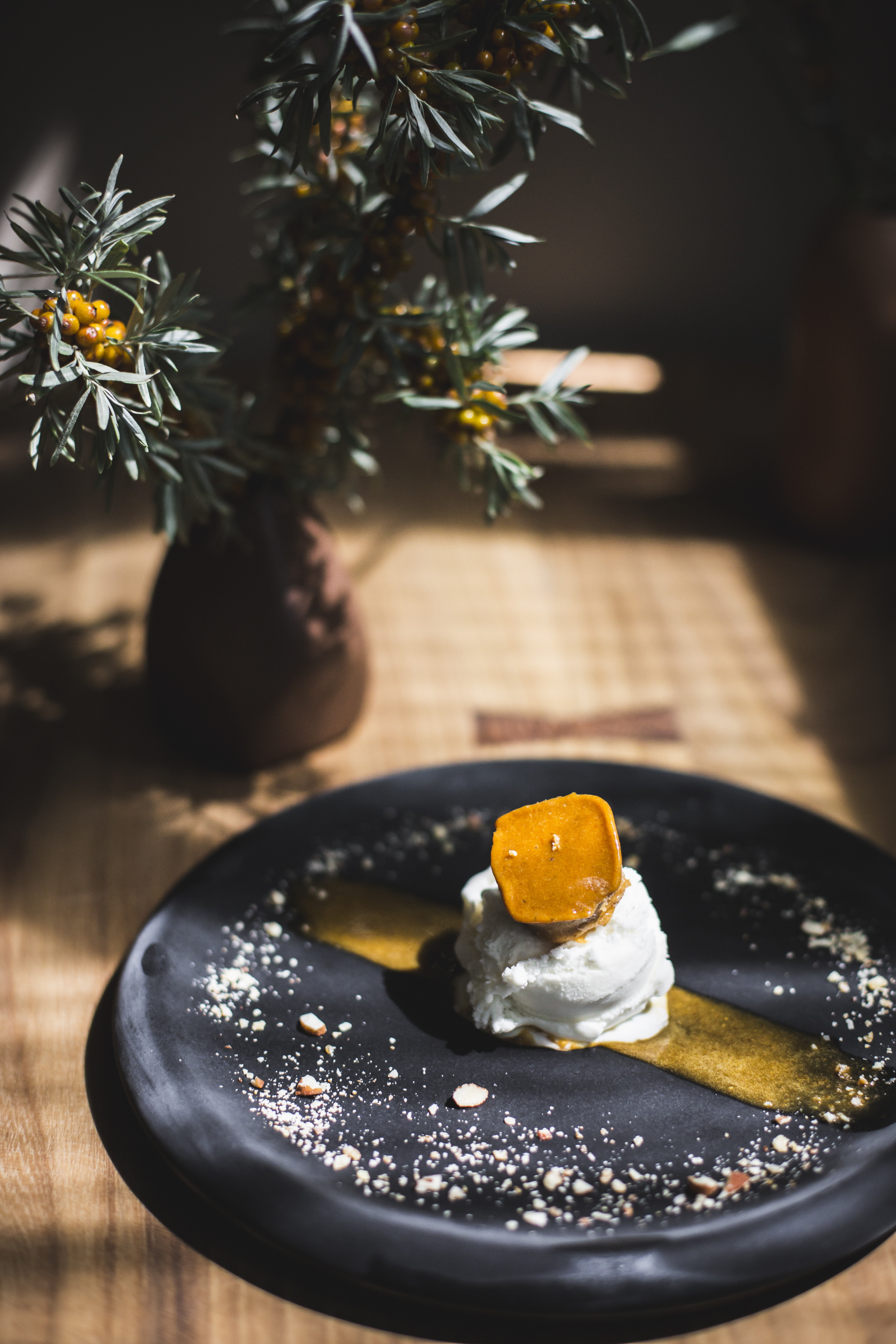 Seasonal dessert with citrus and cream